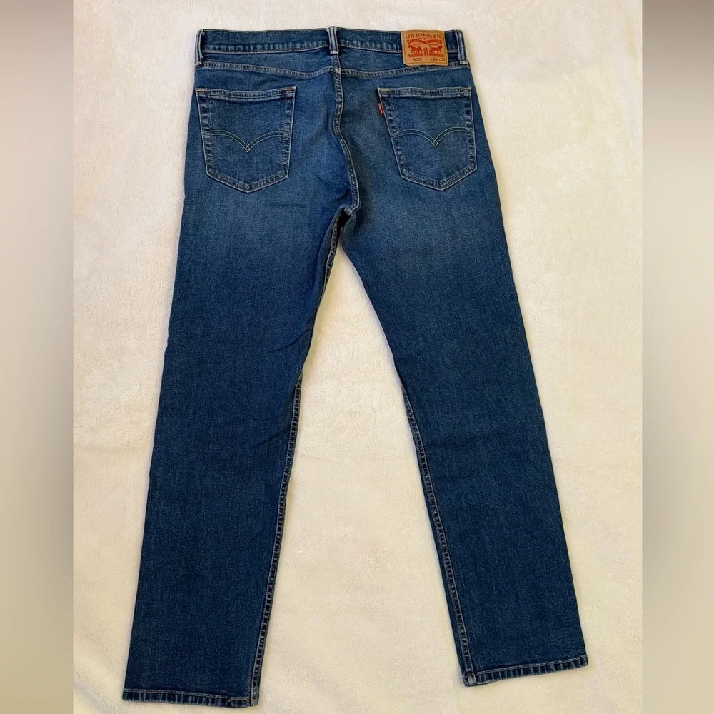 505 Levi's Men's 34 x 32Classic Indigo Straight Jeans